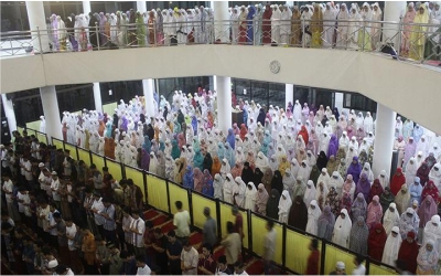 Membangun Generasi Unggul dan Berakhlak Mulia